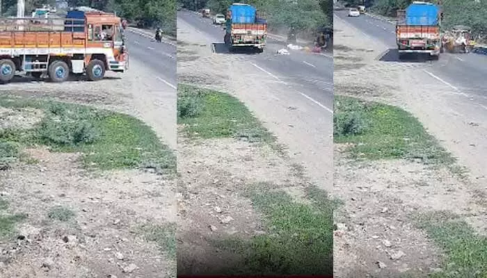 దశదిన కర్మకు వెళ్తుండగా ఘోరం.. ముగ్గురు స్పాట్ డెడ్ దశదిన కర్మకు వెళ్తుండగా ఘోరం.. ముగ్గురు స్పాట్ డెడ్