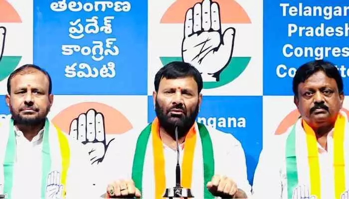సీఎం రేవంత్పై వ్యాఖ్యలు చేస్తే సహించం.. వివేకానంద్ కు వార్నింగ్ సీఎం రేవంత్పై వ్యాఖ్యలు చేస్తే సహించం.. వివేకానంద్ కు వార్నింగ్