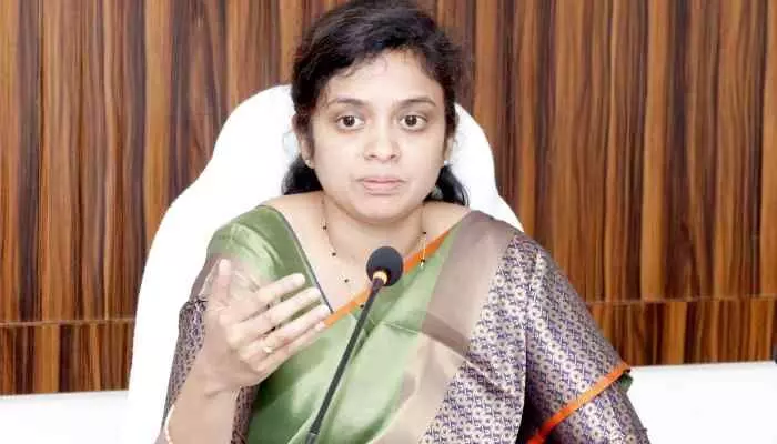 వానాకాలం వ్యాధులు..జిల్లా కలెక్టర్ కీలక ఆదేశాలు వానాకాలం వ్యాధులు..జిల్లా కలెక్టర్ కీలక ఆదేశాలు