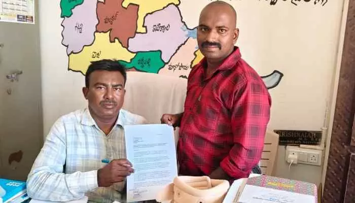 హిందూ స్మశాన వాటికలో డంపింగ్ యార్డును తక్షణమే తొలగించాలి హిందూ స్మశాన వాటికలో డంపింగ్ యార్డును తక్షణమే తొలగించాలి
