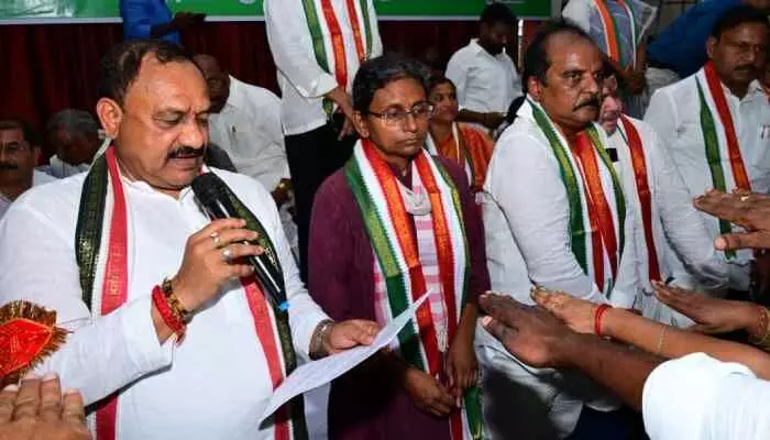 ఎన్నికలు ఎప్పుడు జరిగినా కాంగ్రెస్ 100 సీట్లు గెలవడం ఖాయం ఎన్నికలు ఎప్పుడు జరిగినా కాంగ్రెస్ 100 సీట్లు గెలవడం ఖాయం