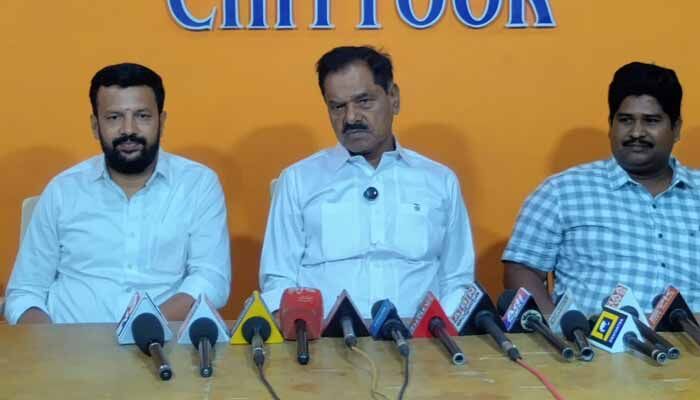 పవన్ కల్యాణ్‌తోనే కులాల కుంపటి: మాజీ మంత్రి నారాయణస్వామి