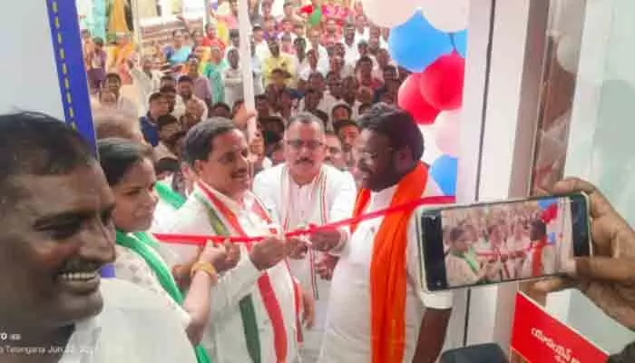 అందరికీ ఉద్యోగాలు సాధ్యం కాదు.. సెల్ఫ్ ఎంప్లాయిమెంట్తో ముందుకు వెళ్లాలి అందరికీ ఉద్యోగాలు సాధ్యం కాదు.. సెల్ఫ్ ఎంప్లాయిమెంట్తో ముందుకు వెళ్లాలి