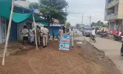తాడ్వాయిలో అర్ధరాత్రి ఆపరేషన్.. బీఆర్ఎస్ నేతల ముందస్తు అరెస్ట్ తాడ్వాయిలో అర్ధరాత్రి ఆపరేషన్.. బీఆర్ఎస్ నేతల ముందస్తు అరెస్ట్