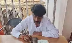 కొండగట్టులో విచిత్రం.. డ్రైవర్కు ఉద్యోగి బాధ్యతలా? కొండగట్టులో విచిత్రం.. డ్రైవర్కు ఉద్యోగి బాధ్యతలా?