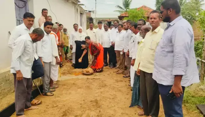 గుండారం గ్రామాన్ని అభివృద్ధి పథంలో తీసుకెళ్లాలి గుండారం గ్రామాన్ని అభివృద్ధి పథంలో తీసుకెళ్లాలి