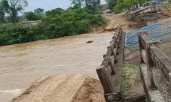 భారీ వర్షాలు...పలు గ్రామాలకు రాకపోకలు బంద్ భారీ వర్షాలు...పలు గ్రామాలకు రాకపోకలు బంద్
