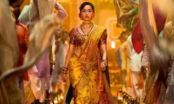 అంచనాలను పెంచుతున్న శ్రద్ధా కపూర్ ‘ఈత’ టీజర్.. అంచనాలను పెంచుతున్న శ్రద్ధా కపూర్ ‘ఈత’ టీజర్..