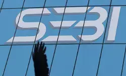 SEBI: రిటైల్ ఇన్వెస్టర్లకూ డైరెక్ట్ మార్కెట్ యాక్సెస్ SEBI: రిటైల్ ఇన్వెస్టర్లకూ డైరెక్ట్ మార్కెట్ యాక్సెస్
