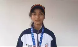 సాఫ్ట్ బేస్‌బాల్ వరల్డ్‌కప్‌కు జిల్లా విద్యార్థిని ఎంపిక