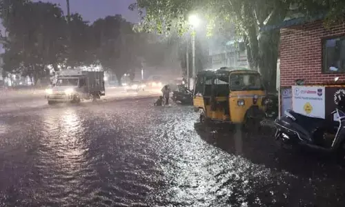 భాగ్యనగరంలో అర్ధరాత్రి దంచికొట్టిన వాన.. అత్యధికంగా 12.7 సె.మీల భారీ వర్షపాతం