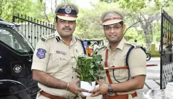 స్పార్క్ కార్యక్రమం అభినందనీయం స్పార్క్ కార్యక్రమం అభినందనీయం