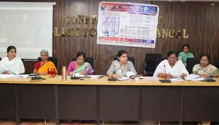 ఓటరు జాబితా సవరణకు జిల్లాలోని ప్రతి ఒక్కరు సహకరించాలి ఓటరు జాబితా సవరణకు జిల్లాలోని ప్రతి ఒక్కరు సహకరించాలి