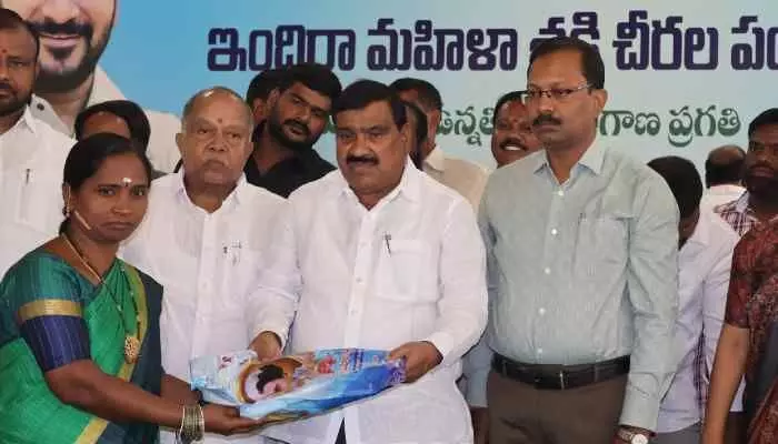 మహిళల సంక్షేమానికి సాధికారతకు ప్రభుత్వం కృషి మహిళల సంక్షేమానికి సాధికారతకు ప్రభుత్వం కృషి