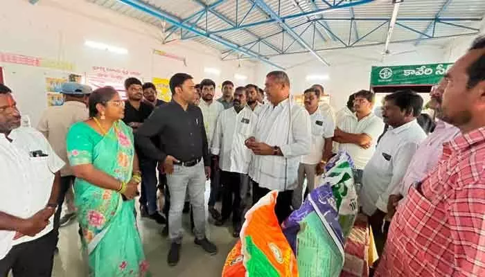 రైతు వేదికల్లో విత్తన మేళా : ఎమ్మెల్యే బత్తుల లక్ష్మారెడ్డి రైతు వేదికల్లో విత్తన మేళా : ఎమ్మెల్యే బత్తుల లక్ష్మారెడ్డి