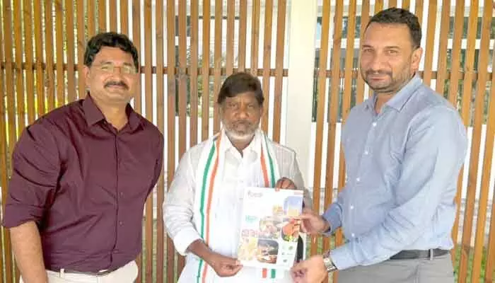 ఆహార ఆవిష్కరణలు వినియోగదారుల అభిరుచుల మేరకే జరగాలి : మల్లు భట్టి విక్రమార్క ఆహార ఆవిష్కరణలు వినియోగదారుల అభిరుచుల మేరకే జరగాలి : మల్లు భట్టి విక్రమార్క