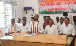 విద్యార్థుల సమస్యలపై కేంద్రాన్ని నిలదీస్తాం విద్యార్థుల సమస్యలపై కేంద్రాన్ని నిలదీస్తాం