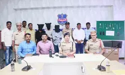 కొమురవెల్లిలో చోరీ కేసు ఛేదన.. రూ.7 లక్షల విలువైన సొత్తు స్వాధీనం