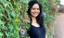నా బాడీ నా హక్కు అంటే వాడి కళ్లు వాడి ఇష్టం.. సింగర్ సునిత సంచలన వ్యాఖ్యలు