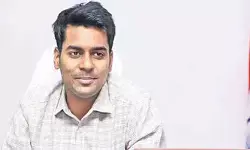 ఇసుక కాంట్రాక్టర్లకు గుడ్ న్యూస్.. రూ.50 కోట్లు విడుదల ఇసుక కాంట్రాక్టర్లకు గుడ్ న్యూస్.. రూ.50 కోట్లు విడుదల