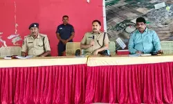 మాధవరంకు సీఎం.. భద్రతా ఏర్పాట్లను పరిశీలించిన ఎస్పీ మాధవరంకు సీఎం.. భద్రతా ఏర్పాట్లను పరిశీలించిన ఎస్పీ