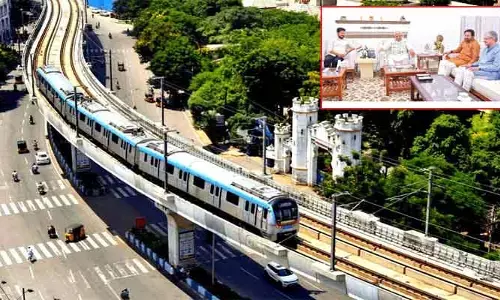 హైదరాబాద్ మెట్రో కథ మళ్లీ మొదటికే.. SBI క్యాప్స్ చేతికి భవితవ్యం!
