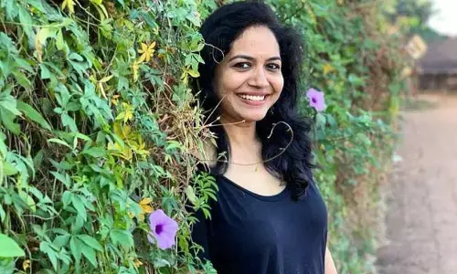 నా బాడీ నా హక్కు అంటే వాడి కళ్లు వాడి ఇష్టం.. సింగర్ సునిత సంచలన వ్యాఖ్యలు