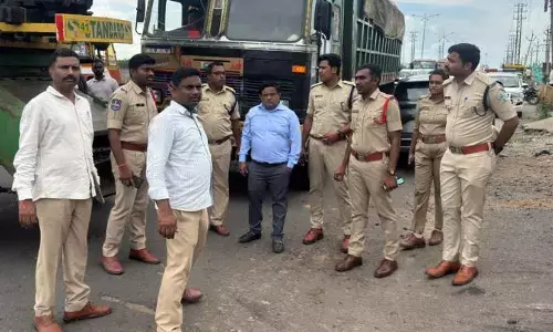 భూపాలపల్లి జిల్లా రవాణా శాఖ అధికారి వెంకన్న మరణంపై విచారణ