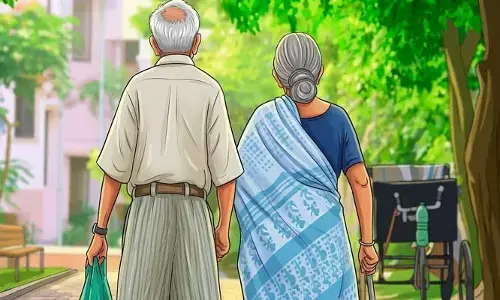 బతికున్న తల్లిదండ్రులు.. మరిచిపోతున్న సమాజం..