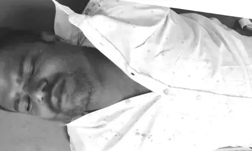 ఎడ్ల బండిని ఢీకొన్న బైక్.. వ్యక్తికి తీవ్ర గాయాలు