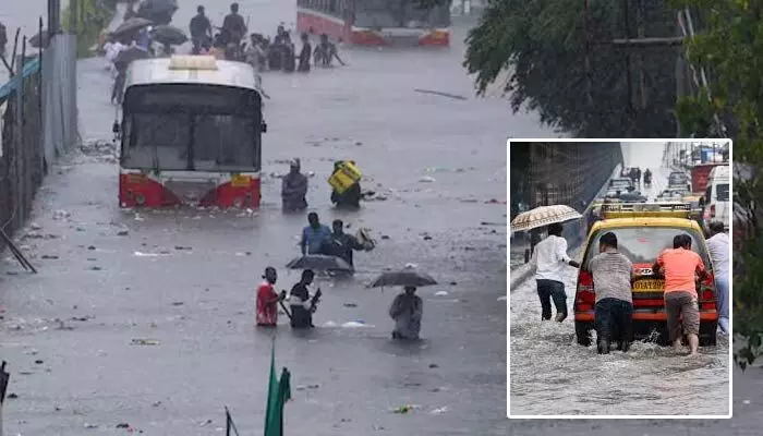 Heavy Rains Mumbai : ముంబైని ముంచెత్తిన భారీ వర్షాలు: రెడ్ అలర్ట్ జారీ Heavy Rains Mumbai : ముంబైని ముంచెత్తిన భారీ వర్షాలు: రెడ్ అలర్ట్ జారీ