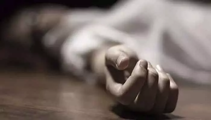 లాలాగూడ–మౌలాలి రైల్వే పట్టాల వద్ద గుర్తుతెలియని వ్యక్తి మృతి లాలాగూడ–మౌలాలి రైల్వే పట్టాల వద్ద గుర్తుతెలియని వ్యక్తి మృతి