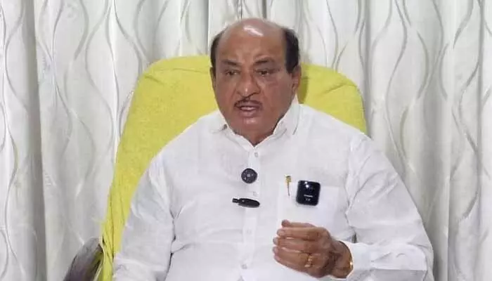 ఇక సాగవ్.. ఏ జైలో నిర్ణయించుకో: జగన్కు బుచ్చయ్య చౌదరి వార్నింగ్ ఇక సాగవ్.. ఏ జైలో నిర్ణయించుకో: జగన్కు బుచ్చయ్య చౌదరి వార్నింగ్