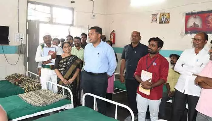 వ్యసనాలకు దూరంగా నవజీవనం సాగించాలి వ్యసనాలకు దూరంగా నవజీవనం సాగించాలి