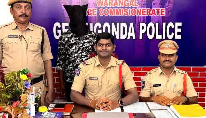 అన్నపై తమ్ముడు గునపంతో దాడి అన్నపై తమ్ముడు గునపంతో దాడి