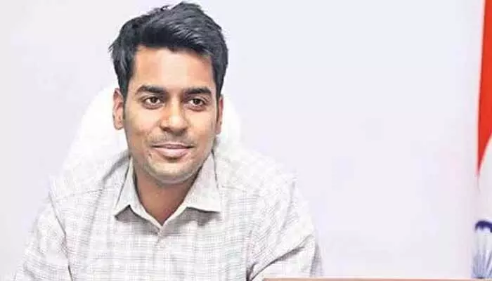 ఇసుక కాంట్రాక్టర్లకు గుడ్ న్యూస్.. రూ.50 కోట్లు విడుదల ఇసుక కాంట్రాక్టర్లకు గుడ్ న్యూస్.. రూ.50 కోట్లు విడుదల