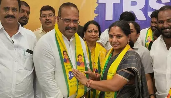 ఖైరతాబాద్ సీటు గెలుచుకుంటాం: కల్వకుంట్ల కవిత ఖైరతాబాద్ సీటు గెలుచుకుంటాం: కల్వకుంట్ల కవిత