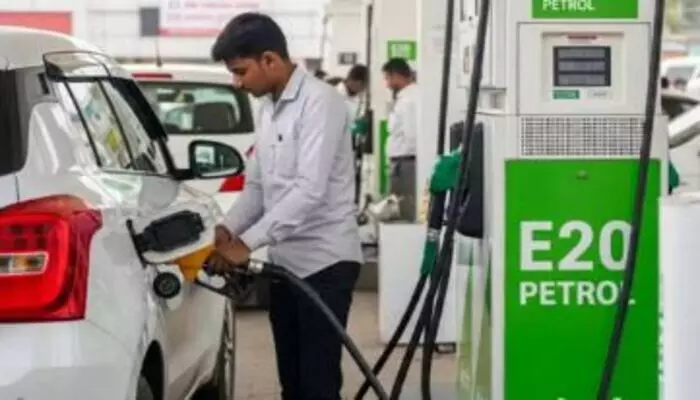 E20 Fuel: ఈ20 పెట్రోల్పై అపోహలకు బ్రేక్ E20 Fuel: ఈ20 పెట్రోల్పై అపోహలకు బ్రేక్