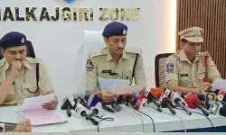 డబుల్ బెడ్‌రూమ్ ఇళ్ల పేరుతో  భారీ స్కామ్.. జీహెచ్‌ఎంసీ ఉద్యోగిని సహా ముగ్గురు అరెస్ట్