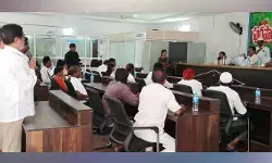 ఎస్‌ఐఆర్ ఫారాలను బీఎల్‌వోలే పంపిణీ చేయాలి : మాజీ ఎమ్మెల్యే