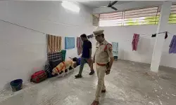 హాస్టళ్లలో ‘డాగ్ స్క్వాడ్’తో తనిఖీలు