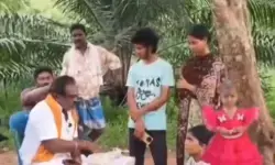 ఎవరో తూర్పు దిశగా తీసుకెళ్లారు! చిన్నారి జాను ఇంటి వద్ద ఇంకో జ్యోతిష్యుడు హల్చల్