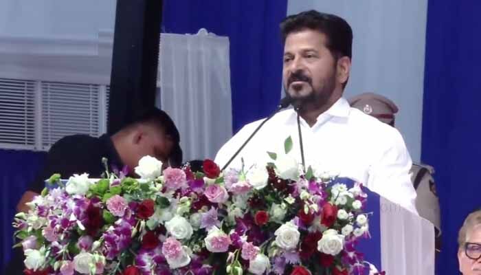 పంచాయతీలు వద్దు.. పరిష్కారమే కావాలి: మునీరాబాద్ సభలో సీఎం రేవంత్ కీలక వ్యాఖ్యలు
