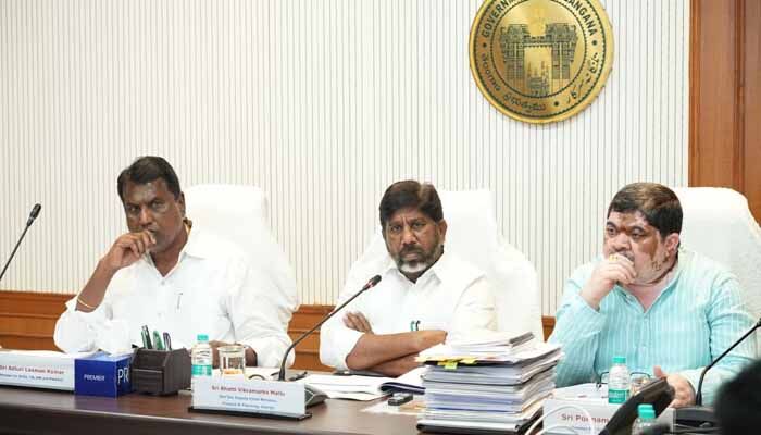 బీఆర్ఎస్ అప్పు అక్షరాలా రూ.8.21 లక్షల కోట్లు: సమాధానం చెప్పాలని కేసీఆర్‌కు భట్టి సవాల్