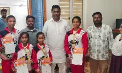 అంతర్జాతీయ కరాటే పోటీల్లో ప్రతిభ చూపిన కిడ్స్‌ను అభినందించిన మంత్రి