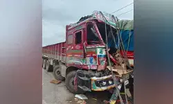 ఆగి ఉన్న లారీని ఢీకొని ఒకరి మృతి..