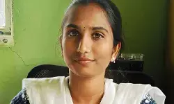 రైతు భరోసాకు దరఖాస్తుల స్వీకరణ:ఏవో అఖిల రెడ్డి