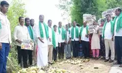 జీడి నెల్లూరు జైన్ జ్యూస్ ఫ్యాక్టరీ ఎదుట ఉద్రిక్తత.. మామిడి రైతుల ఆందోళన