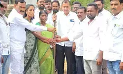 అంగన్వాడీ, మహిళా సంఘం భవనాలకు భూమిపూజ..