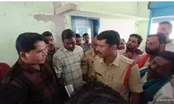 ఆర్మూర్ భరత్ చంద్ర పాఠశాలలో ఆందోళన
